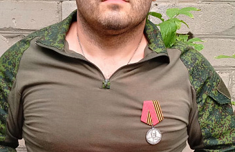 Военнослужащий Гасанкади Гасангусенов награжден медалью Жукова