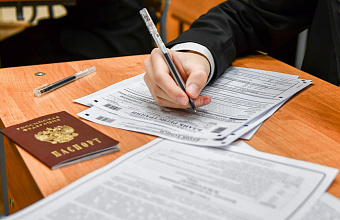 В Дагестане выпускники сдавали ЕГЭ по обществознанию и физике