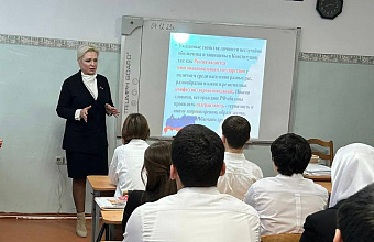 Елена Павлюченко: «Участившиеся случаи суицида среди школьников – серьезный сигнал для общества»