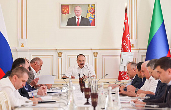 Более 45 млрд рублей поступило в бюджет Дагестана на 1 августа 2025 года