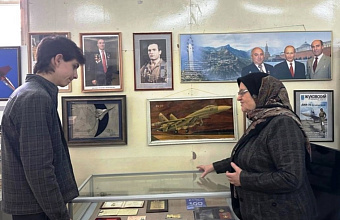 В Гунибском районе в рамках урока мужества школьникам рассказали о Героях России – братьях Толбоевых