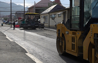 Общественники проверили темпы работ по капремонту двух улиц в пригороде Махачкалы