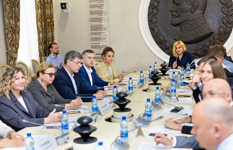 Делороссы Дагестана приняли участие в обсуждении развития креативных индустрий в Общественной палате России