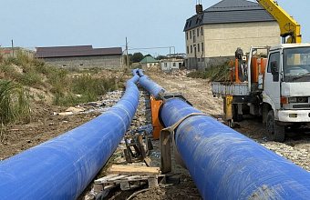 Жители около 30 улиц поселка Нового Хушета получат воду по завершении строительства нового водопровода
