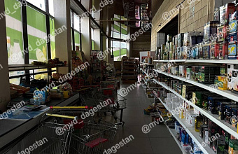 Полицейские в Дагестане задержали троих подростков за кражу из продуктового магазина