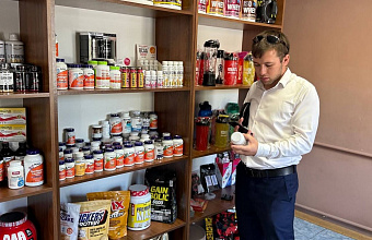 В Кизилюрте объекты бизнеса проверили на законность функционирования