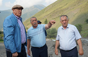 Свыше 20 единиц спецтехники задействовано в восстановлении дорог в Рутульском районе