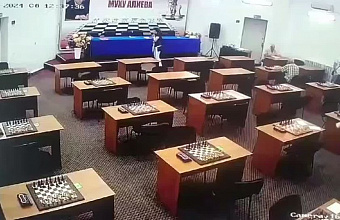 Сотрудники полиции расследуют попытку отравления шахматистки в Махачкале