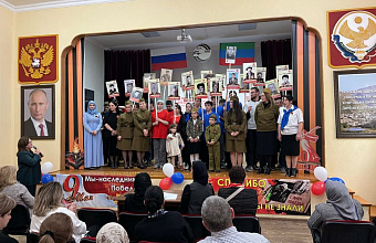 В Махачкалинском автодорожном колледже состоялся концерт ко Дню Победы