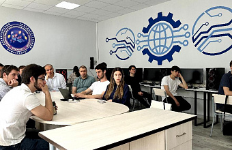 Аспирант ДГУ провел мастер-класс по нейронным сетям