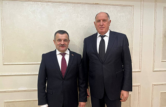 Абдулмуслим Абдулмуслимов встретился с главой города Пинска Республики Беларусь