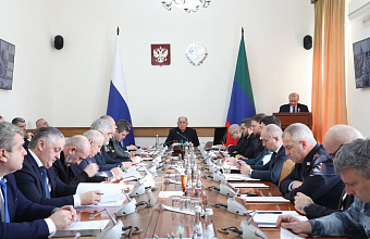 Абдулмуслим Абдулмуслимов провел заседание Совета по морской деятельности