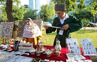 В Махачкале прошел концерт патриотических программ «Песни, рожденные в боях»