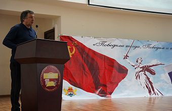 В ДГУ вручили аттестаты участникам программы «Искусственный интеллект и машинное обучение»