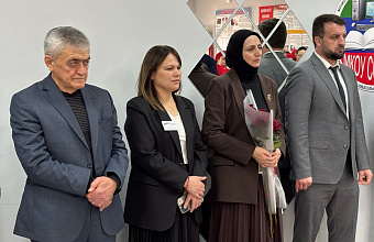 В Избербаше открыли «парты героев» в память о шести погибших военнослужащих