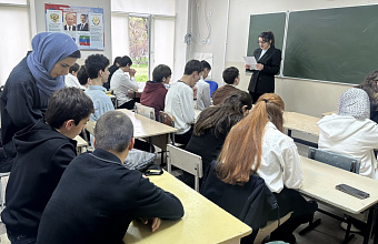 Школьники Избербаша приняли участие в мероприятиях декады «Профессиональный компас-2025»