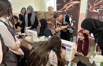 Центр занятости Каспийска провел фестиваль профессий и образовательных услуг «Выпускник-2026»