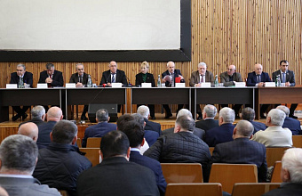 Абдулмуслим Абдулмуслимов принимает участие в заседании коллегии Комитета по ветеринарии Дагестана