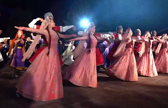 В Дагестане установлен рекорд России по массовой лезгинке