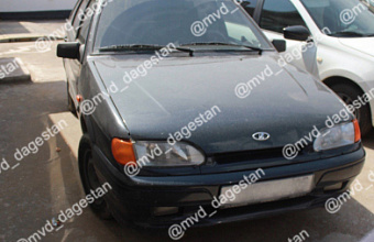 Подросток в Дагестане угнал автомобиль, пока водитель сходил за кофе