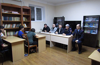 В Дагестане с несовершеннолетними правонарушителями провели профилактическую беседу