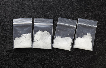 Полицейские задержали закладчицу наркотиков в Махачкале