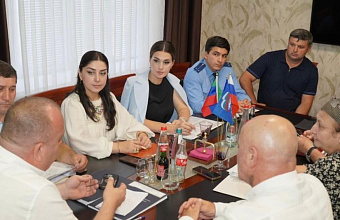 Вопросы налогообложения обсудили на совещании межведомственной комиссии в Хасавюртовском районе