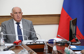 Премьер-министр Дагестана дал ряд поручений по изучению лучших практик правительств субъектов РФ