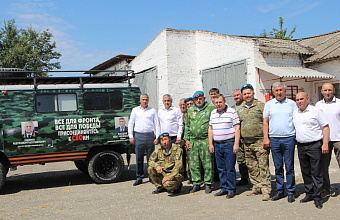 Участникам СВО отправили еще один внедорожник, заполненный гуманитарным грузом, из Кизлярского района