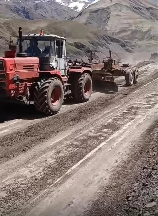 Депутат Народного Собрания Дагестана помог в восстановлении автодорог после стихии в Курахском районе