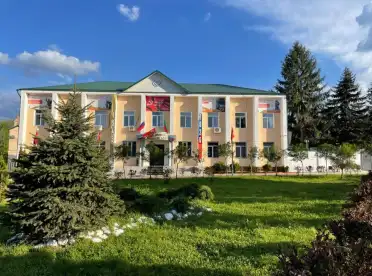 В Новолакском районе восстанавливают пострадавшие от паводков образовательные учреждения