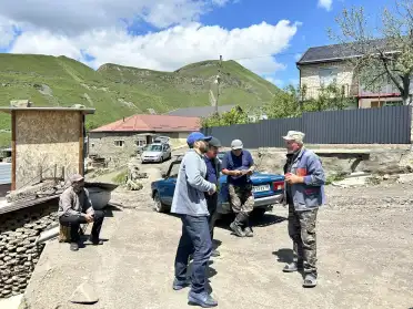 В селе Худуц Дахадаевского района обсудили проблему затопления территории местной школы