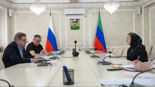 Глава Хасавюрта провел еженедельный прием граждан