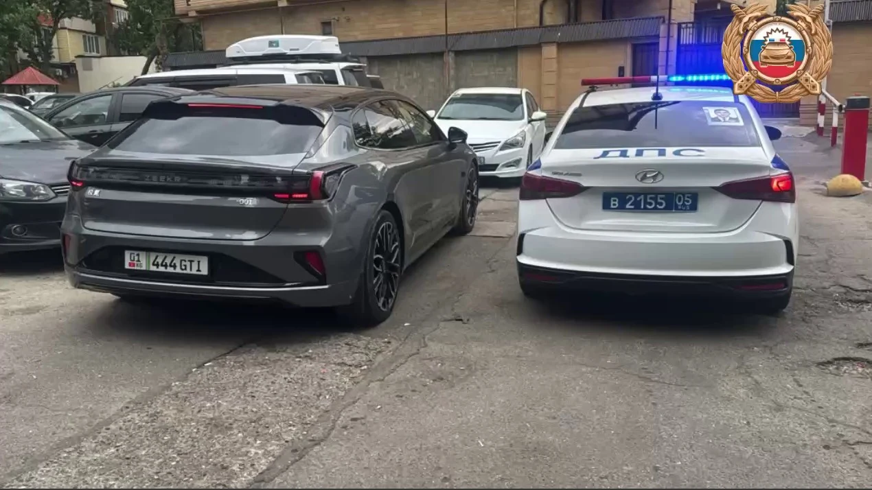 В Дагестане задержали два автомобиля, находившиеся в международном розыске