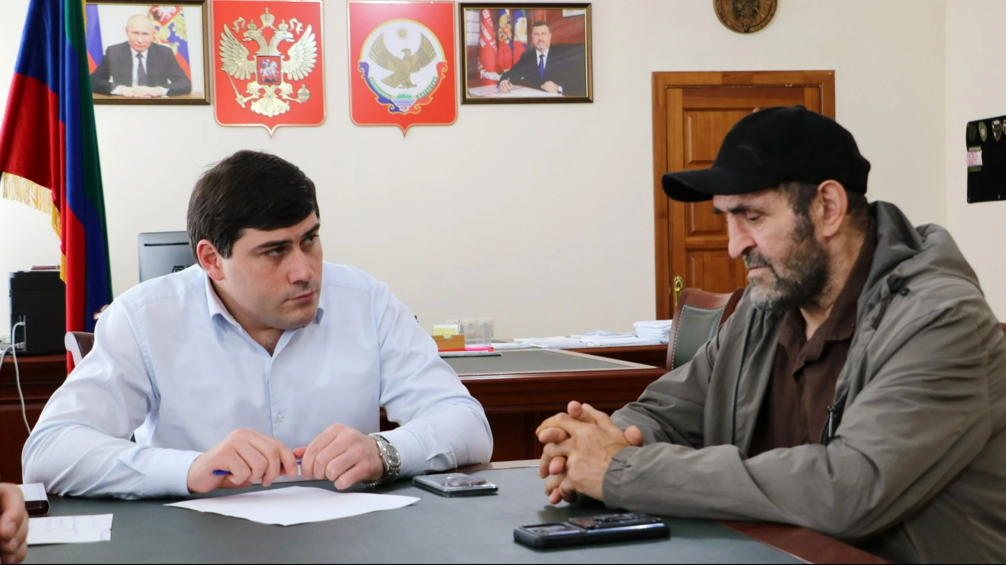 В Кайтагском районе участнику СВО Джамалутдину Нурмагомедову вручили медаль «За отвагу»
