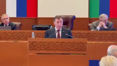 Заур Аскендеров на заключительном заседании парламента подвел итоги работы НС РД
