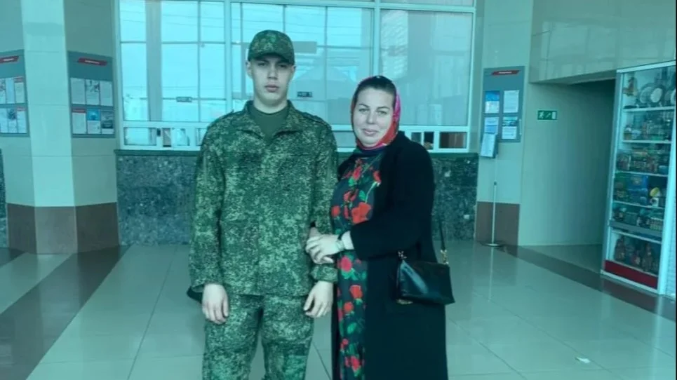 Более 20 новобранцев из Новолакского района пополнили ряды Вооружённых Сил РФ