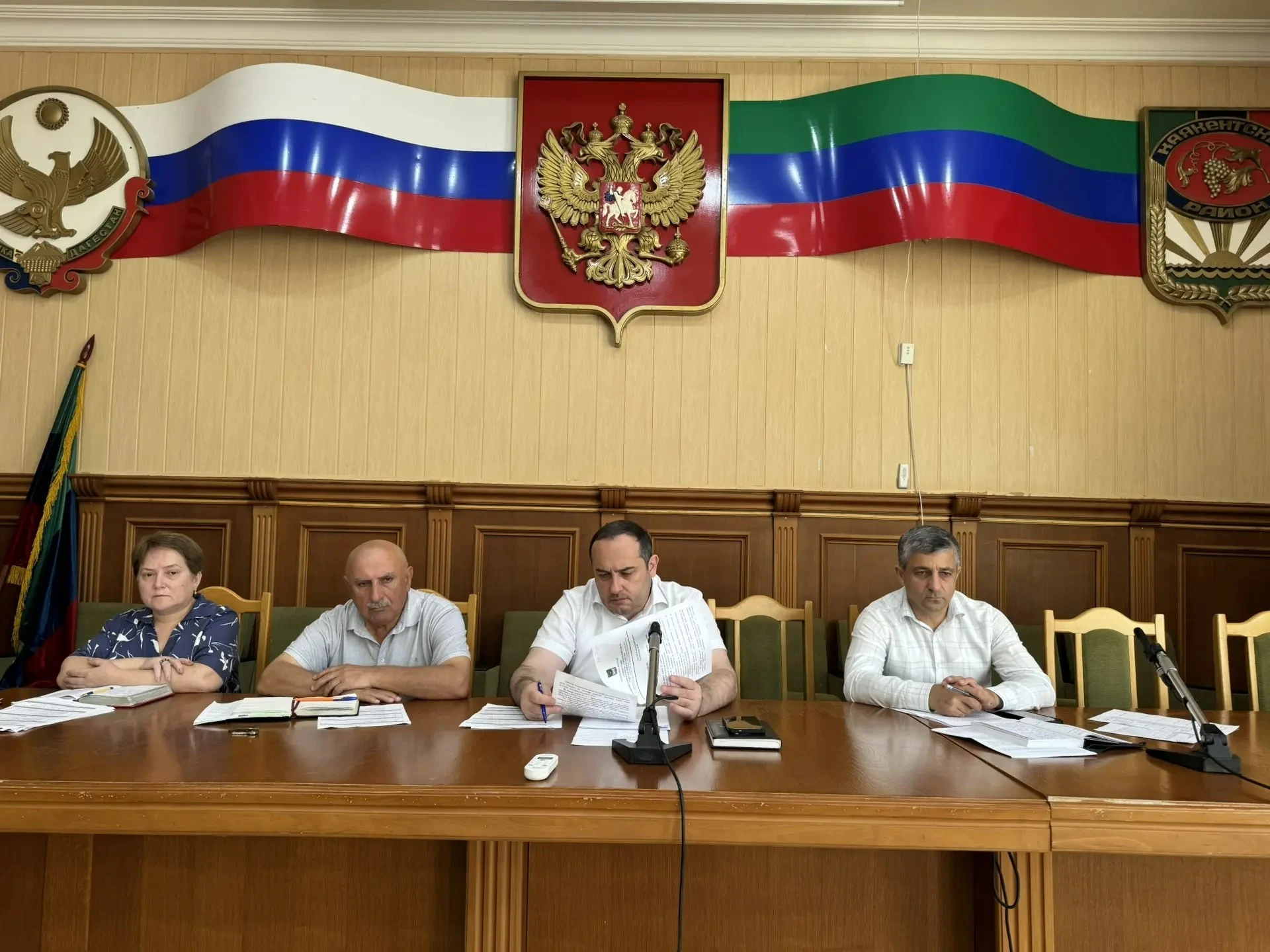 Ход весеннего призыва на военную службу обсудили в Каякентском районе