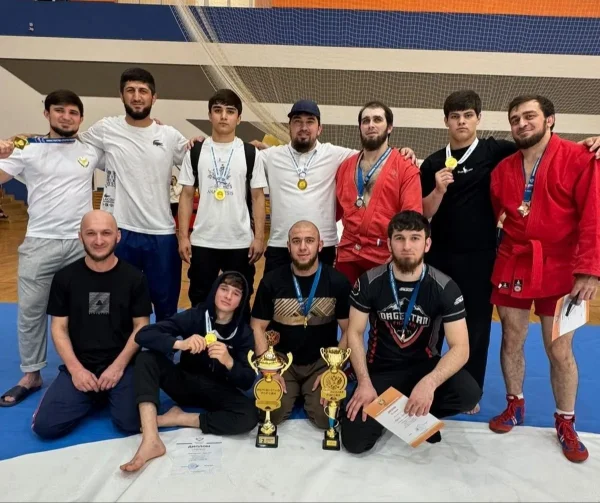 Дагестанские самбисты выиграли чемпионат России