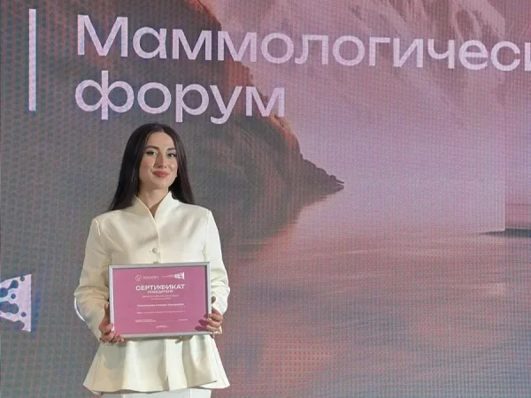 Ординатор ДГМУ Самира Рамазанова победила в конкурсе «Люди в белом-2026»