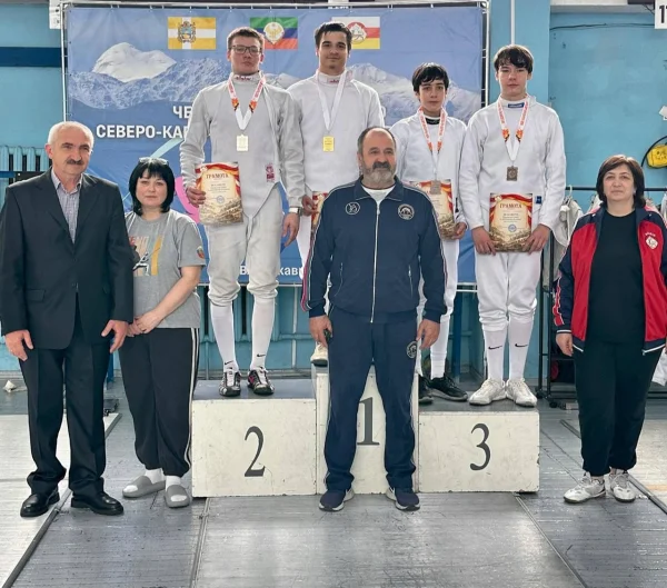 Дагестанский фехтовальщик стал победителем Первенства СКФО
