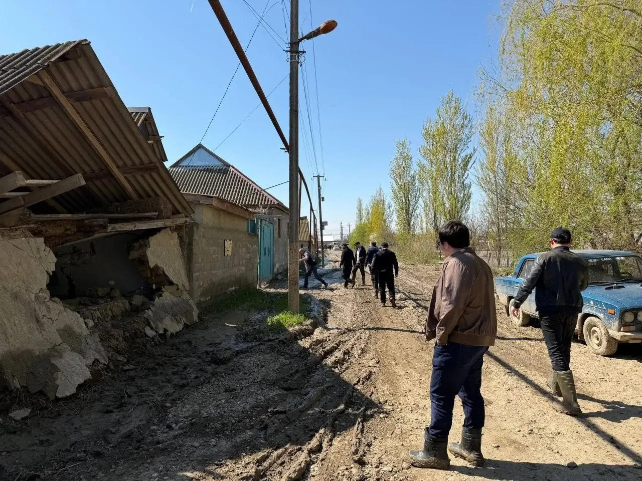 В Дербентском районе специалисты обследовали более 460 домов, пострадавших при паводке