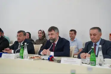 В Махачкале наградили супружеские пары, прожившие в браке 30 и более лет