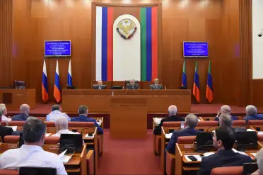 В Народном Собрании прошли публичные слушания и обсуждение исполнения республиканского бюджета за 2025 год