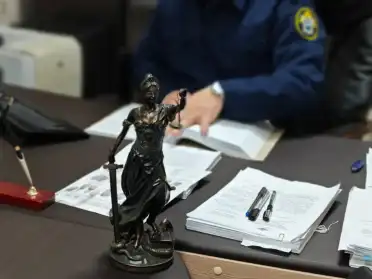 20-летнему жителю Каспийска грозит реальный срок за наезд на правоохранителей