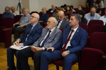 В Махачкале проходит научно-практическая конференция по проблемам и перспективам возобновляемой энергетики