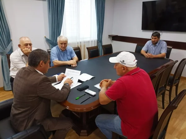 Руководство Кизилюртовского района провело личный прием граждан