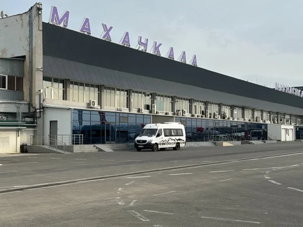 ФАС повысила тарифы для авиакомпаний в аэропорту Махачкалы