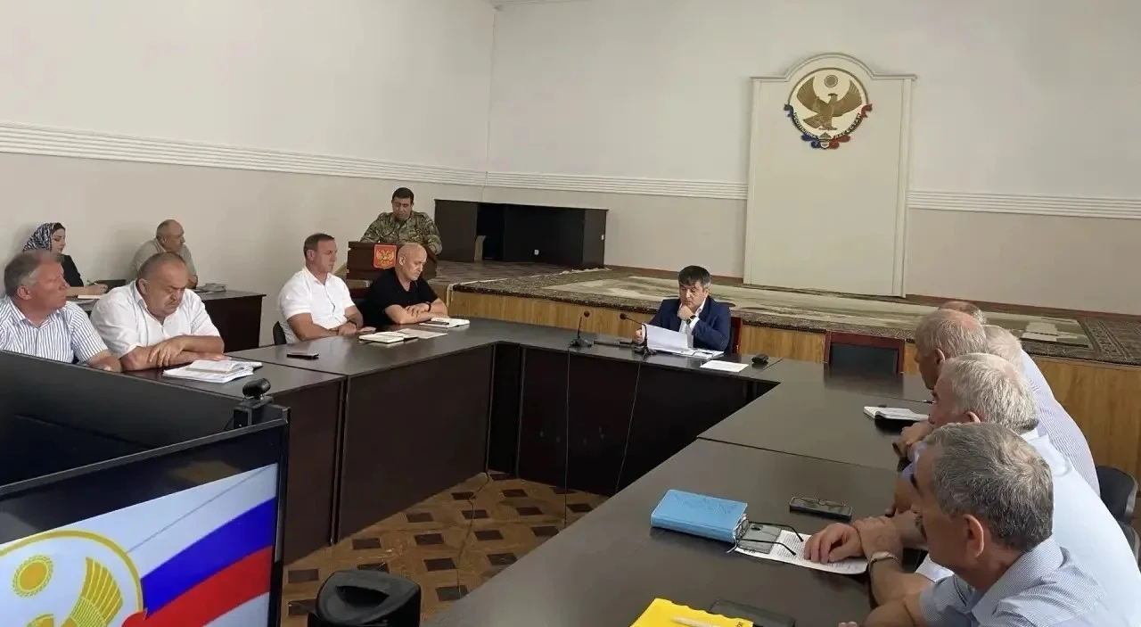 В Табасаранском районе обсудили вопросы отбора граждан на военную службу по контракту