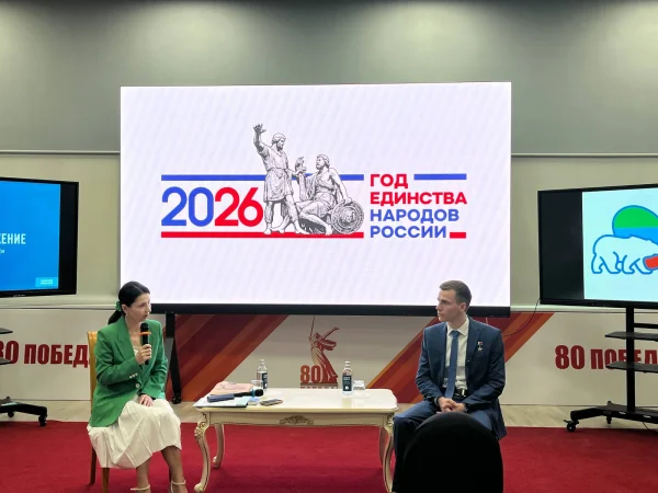 Герой России Владислав Головин встретился с женским активом Дагестана